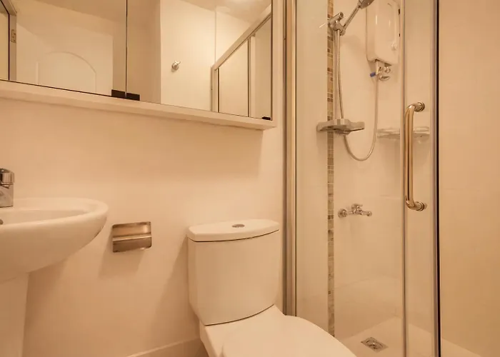 Cheap & High Quality In Apple One Apartment *